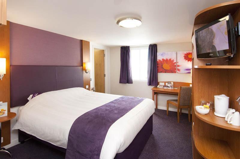 Premier Inn Maidstone Wateringbury Buitenkant foto